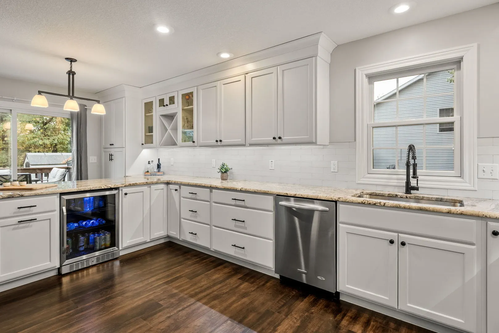 5619 BUCKHORN Lane IA