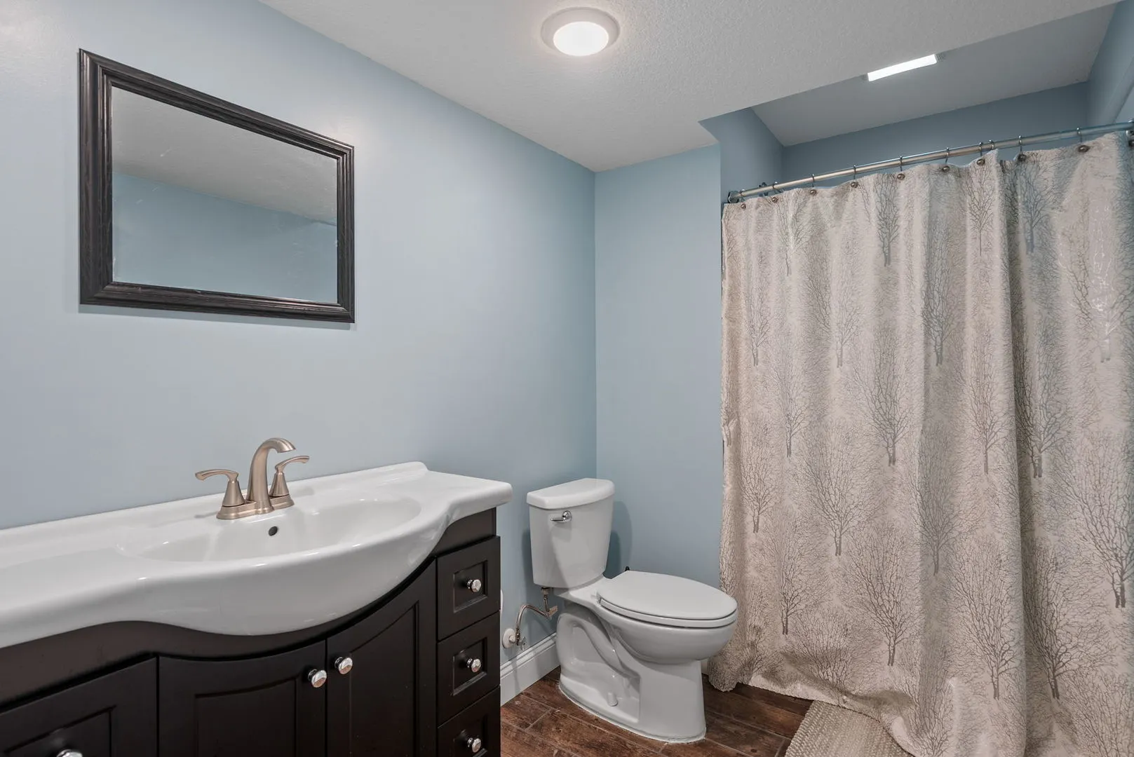 5619 BUCKHORN Lane IA