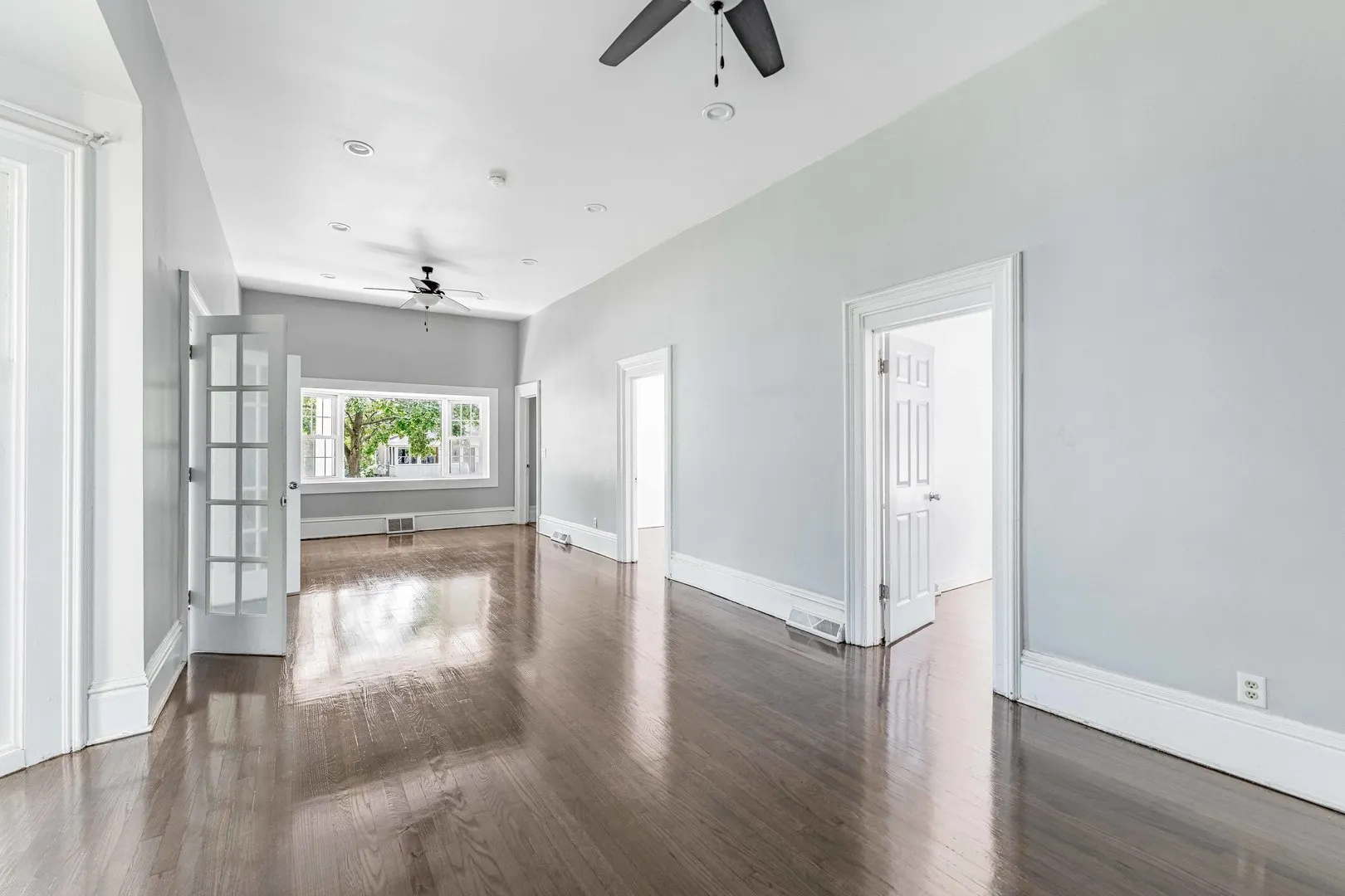2520 Walnut Street IL