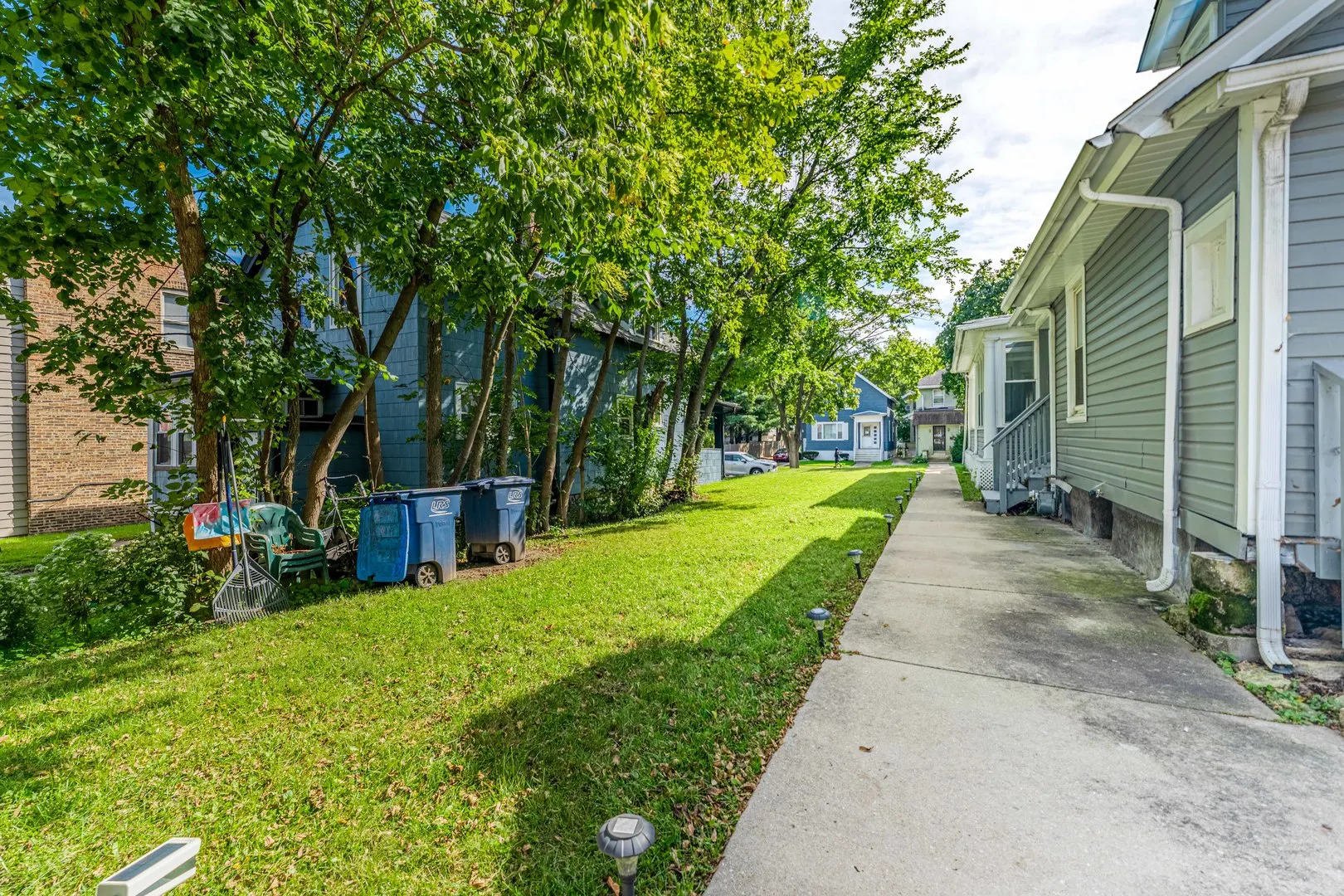 2520 Walnut Street IL