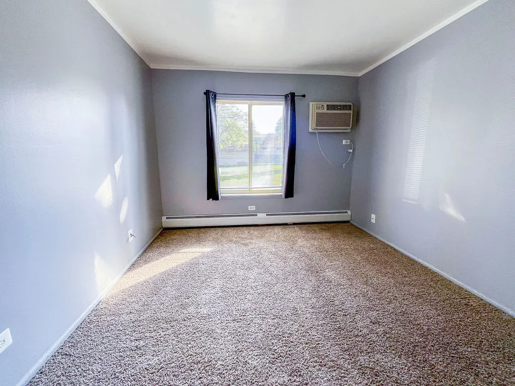 432 N Wilke Road IL #106