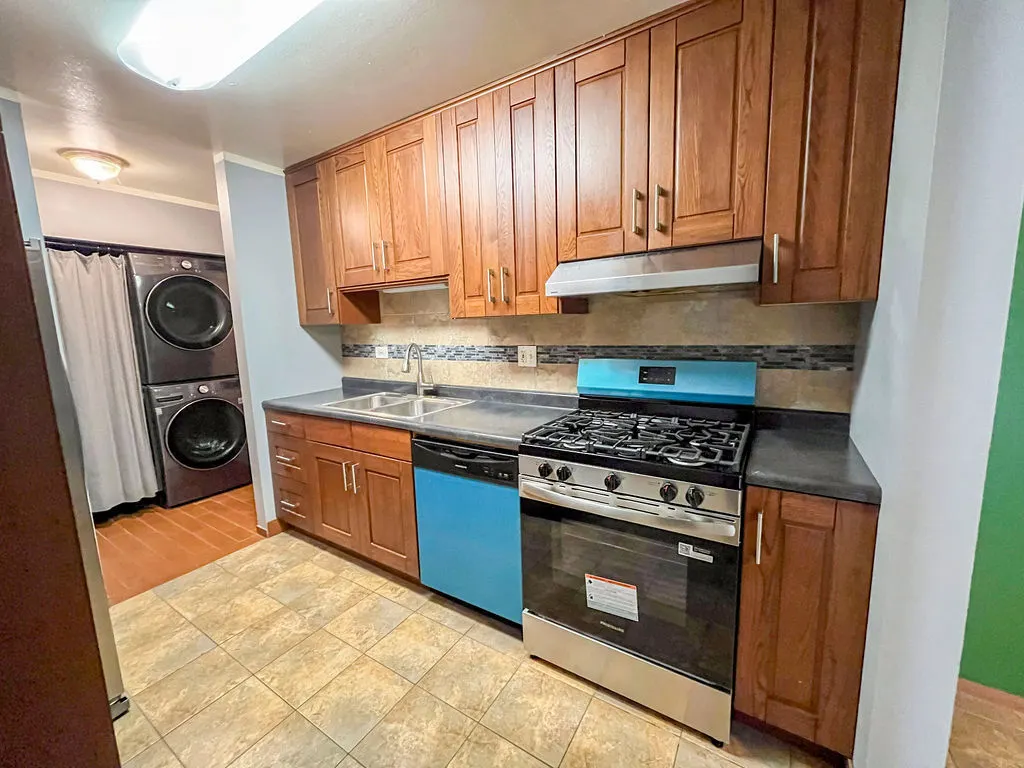432 N Wilke Road IL #106