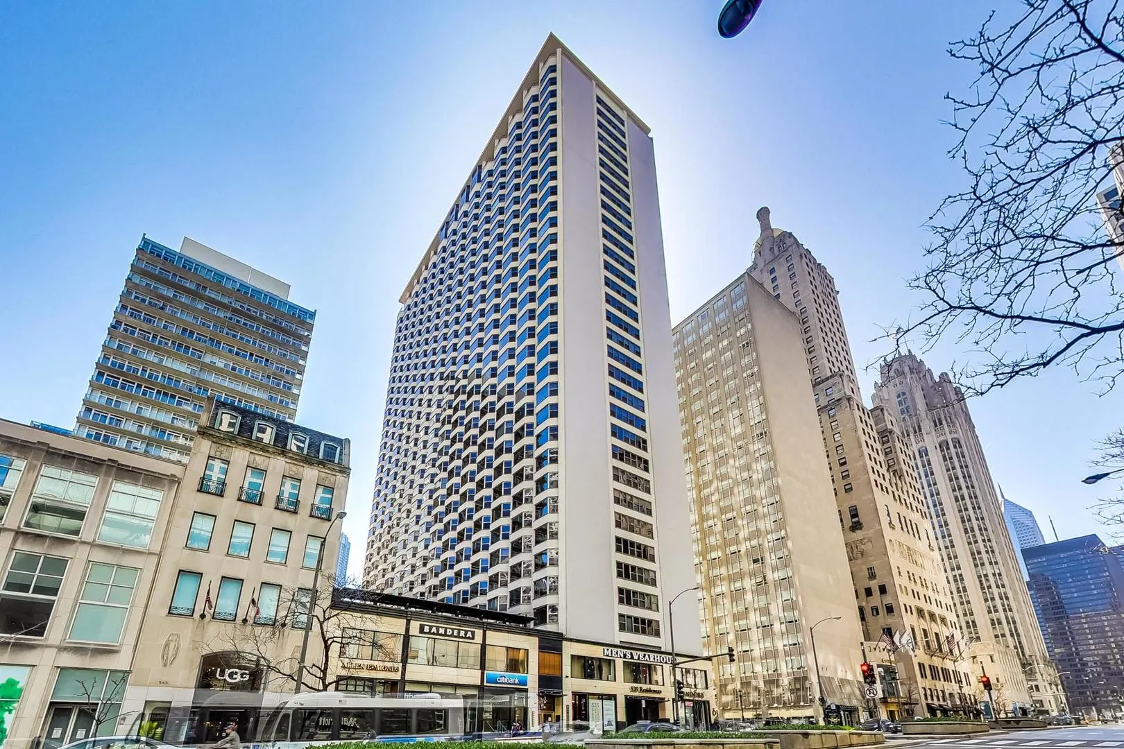 535 N Michigan Avenue IL #2206