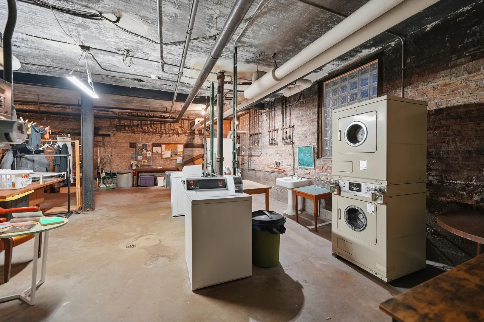 5468 S Woodlawn Avenue IL #2E