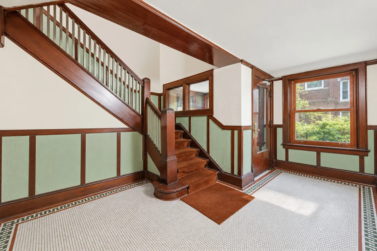 5468 S Woodlawn Avenue IL #2E