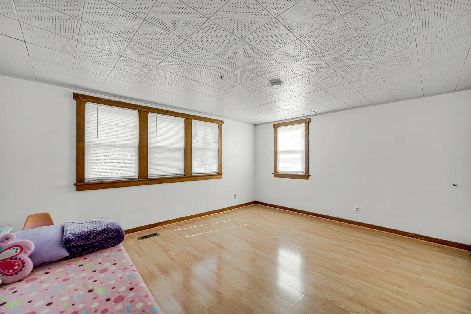 2106 N NARRAGANSETT Avenue IL