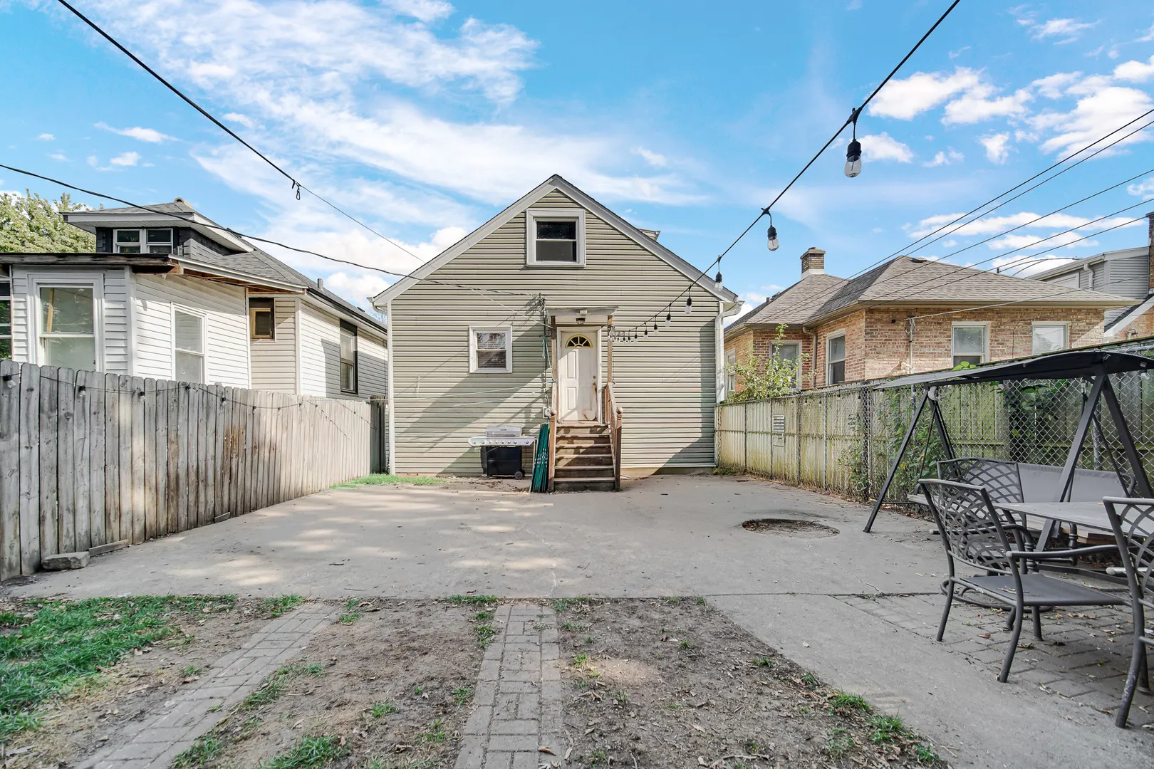 2106 N NARRAGANSETT Avenue IL