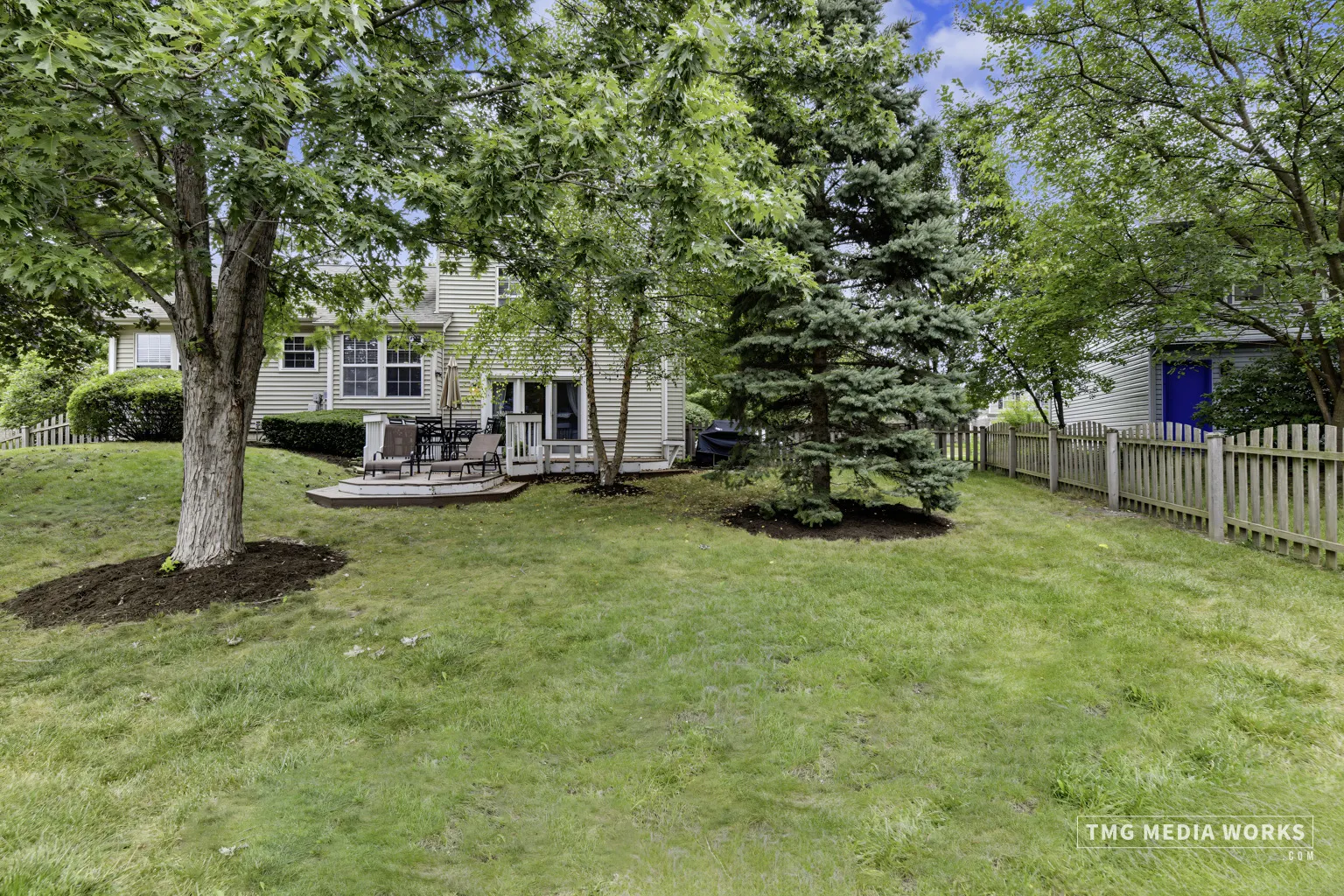 195 Meadow Lakes Boulevard IL