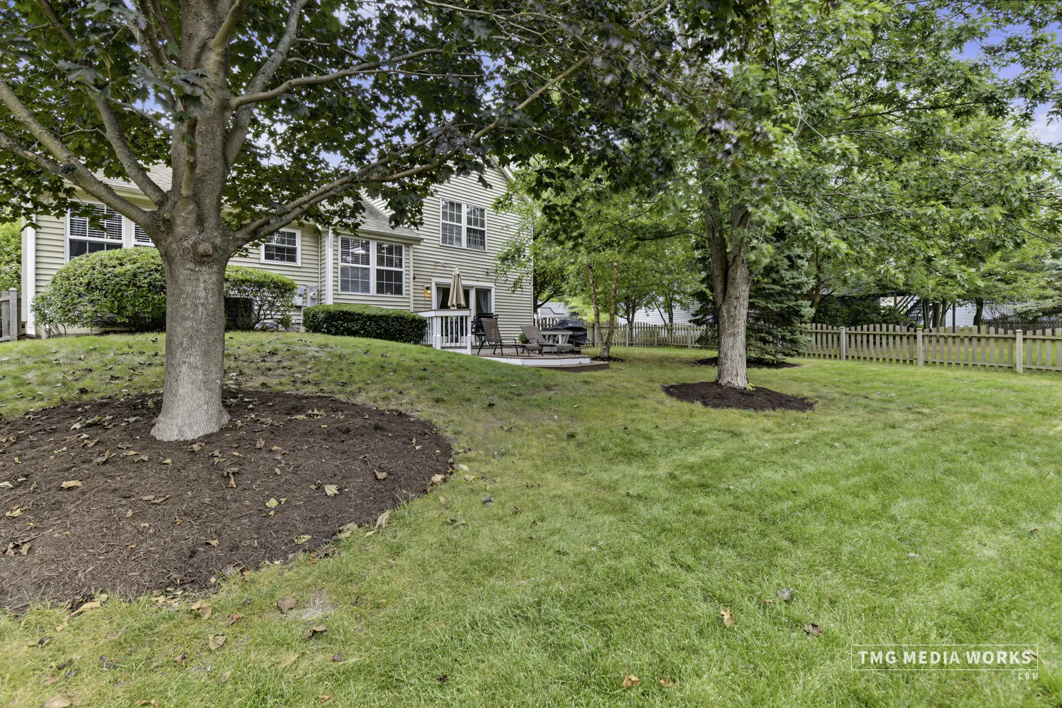 195 Meadow Lakes Boulevard IL