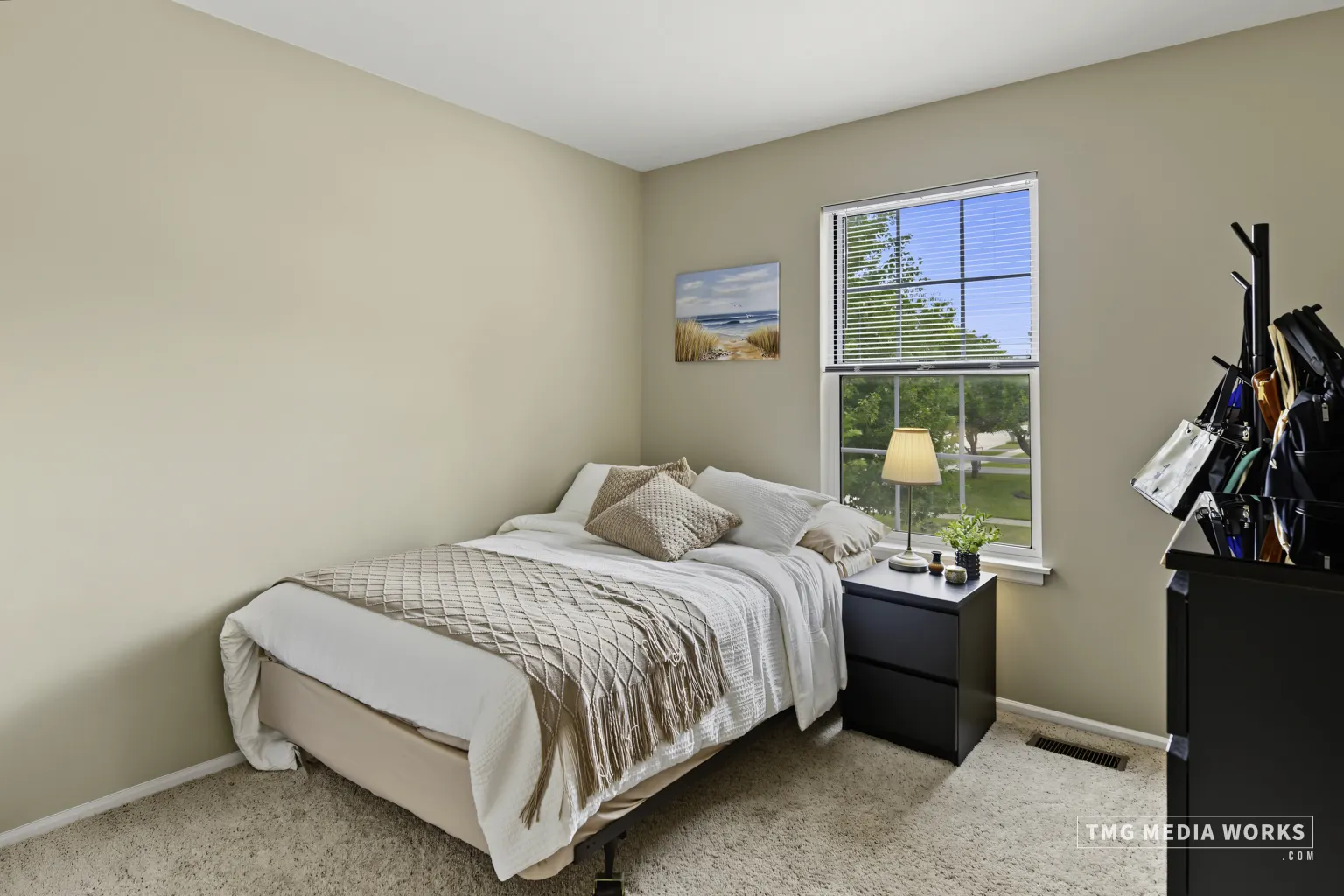 195 Meadow Lakes Boulevard IL