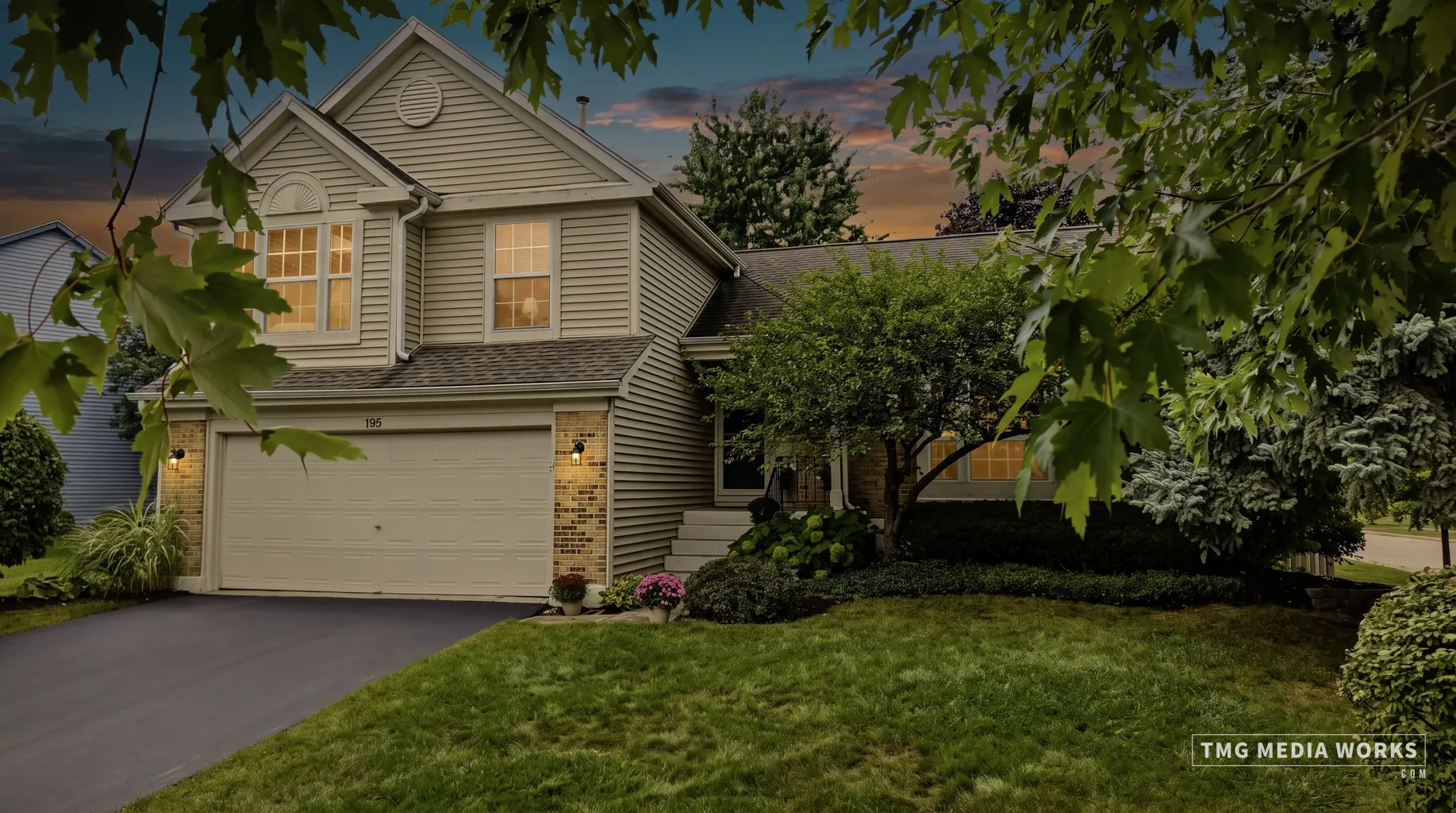 195 Meadow Lakes Boulevard IL
