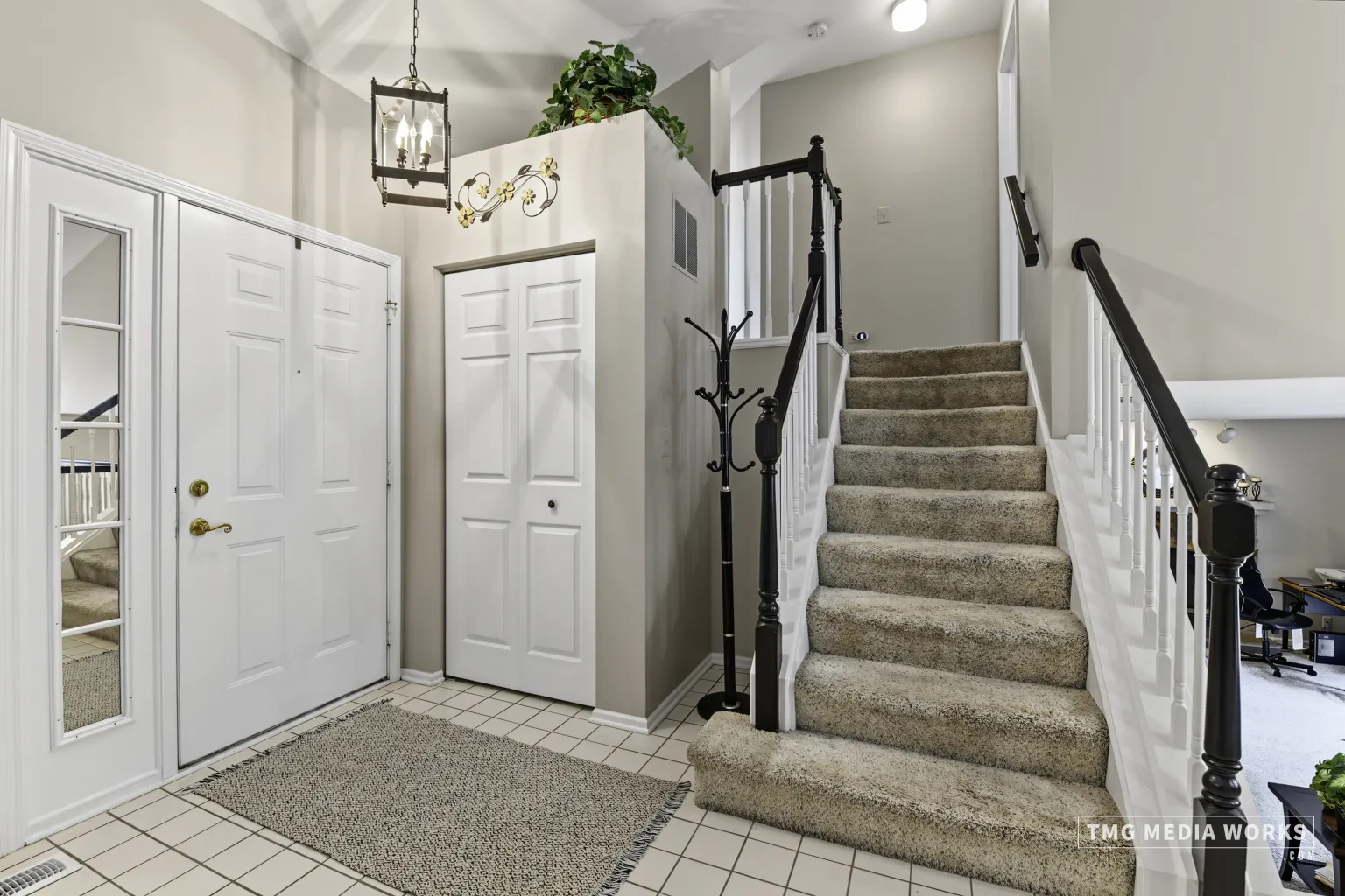195 Meadow Lakes Boulevard IL