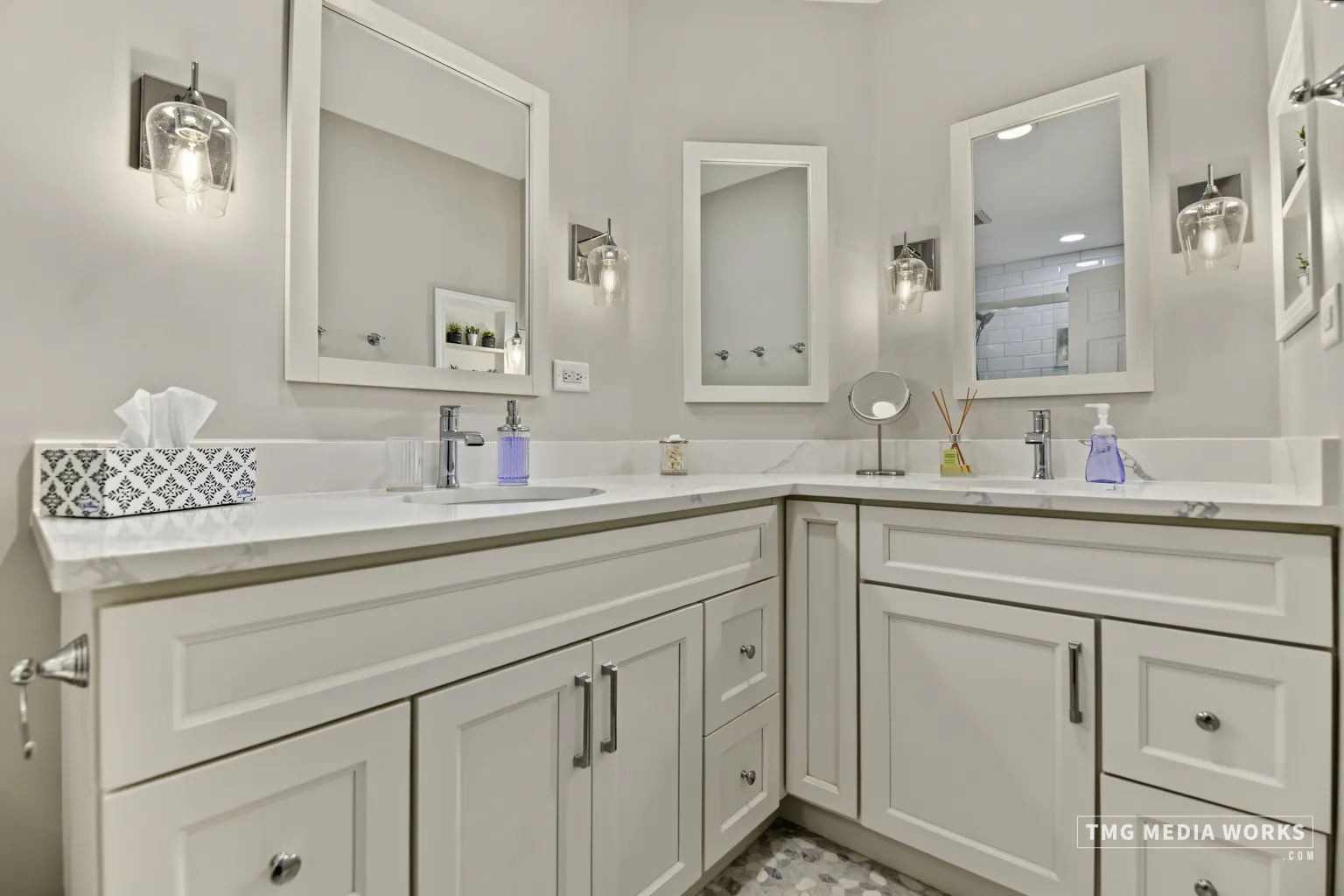 195 Meadow Lakes Boulevard IL