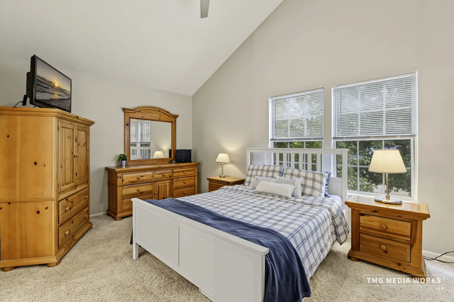 195 Meadow Lakes Boulevard IL