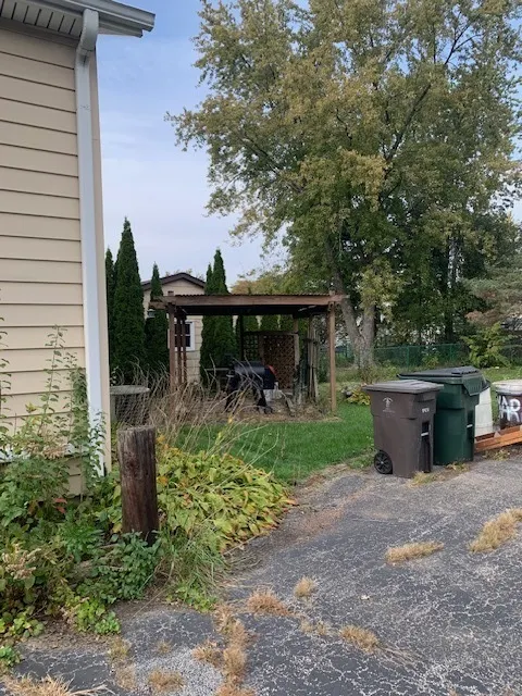 3882 Cambridge Drive IL