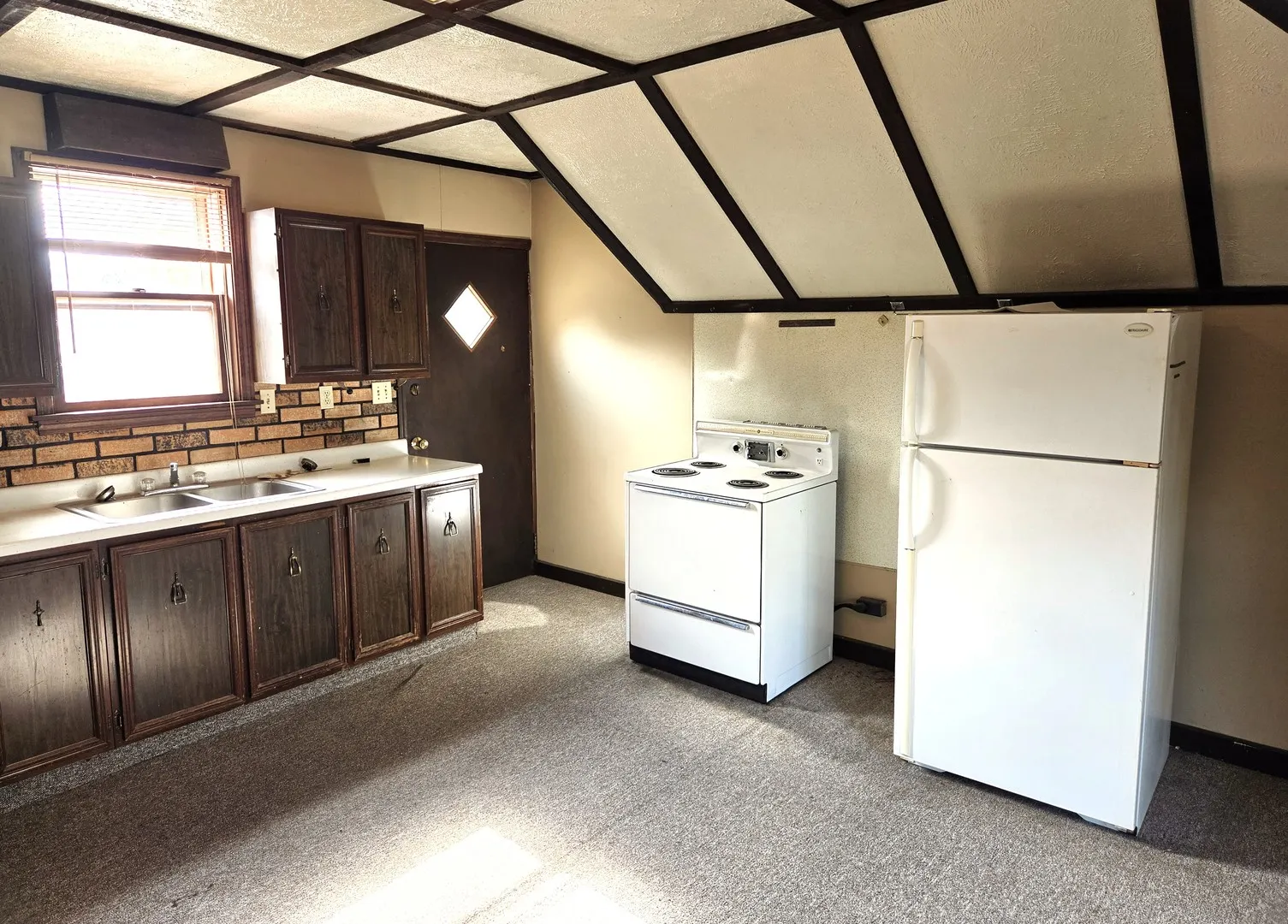 630 - 630 1/2 S 14th Street IL
