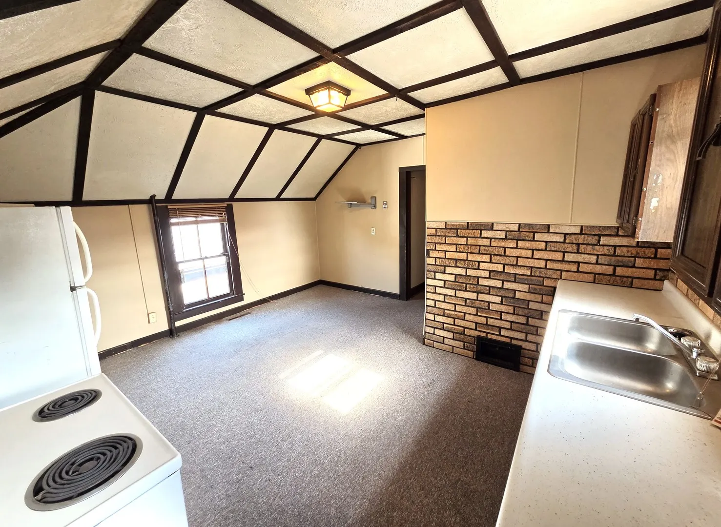 630 - 630 1/2 S 14th Street IL