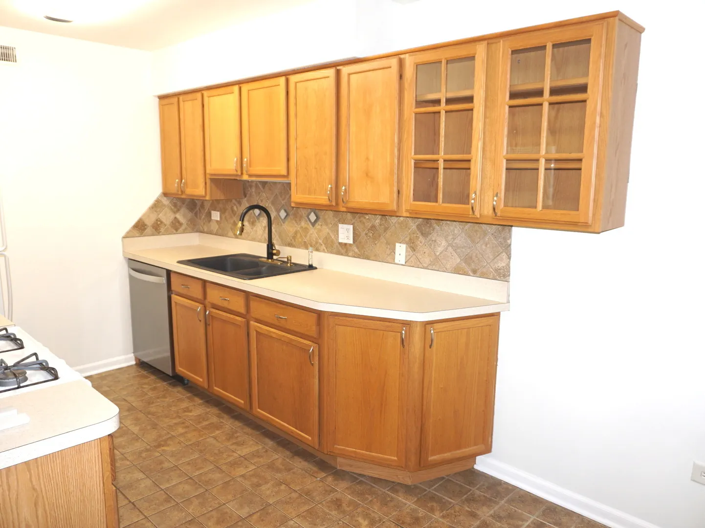 1503 N WINDSOR Drive IL #302