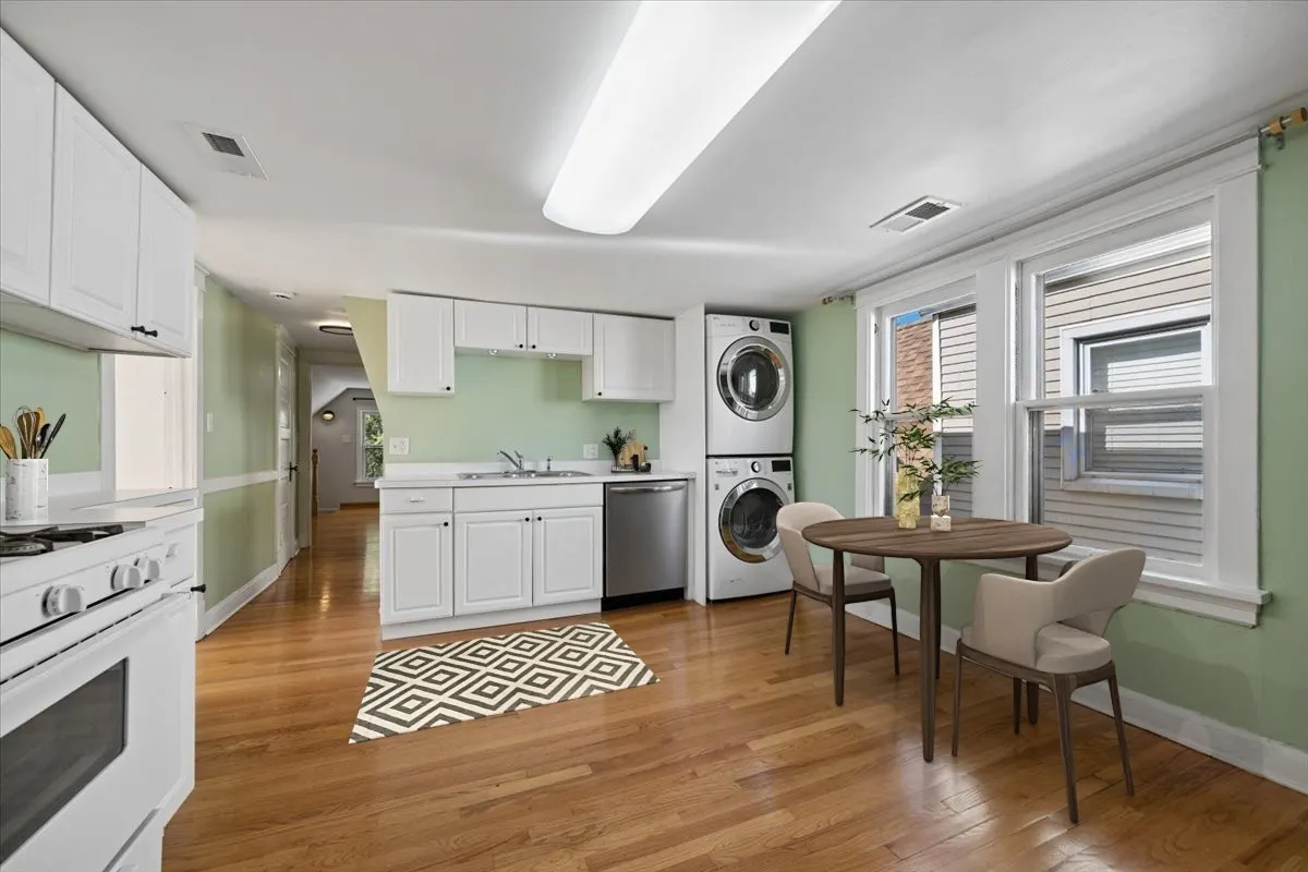 3125 N Bernard Street IL #3