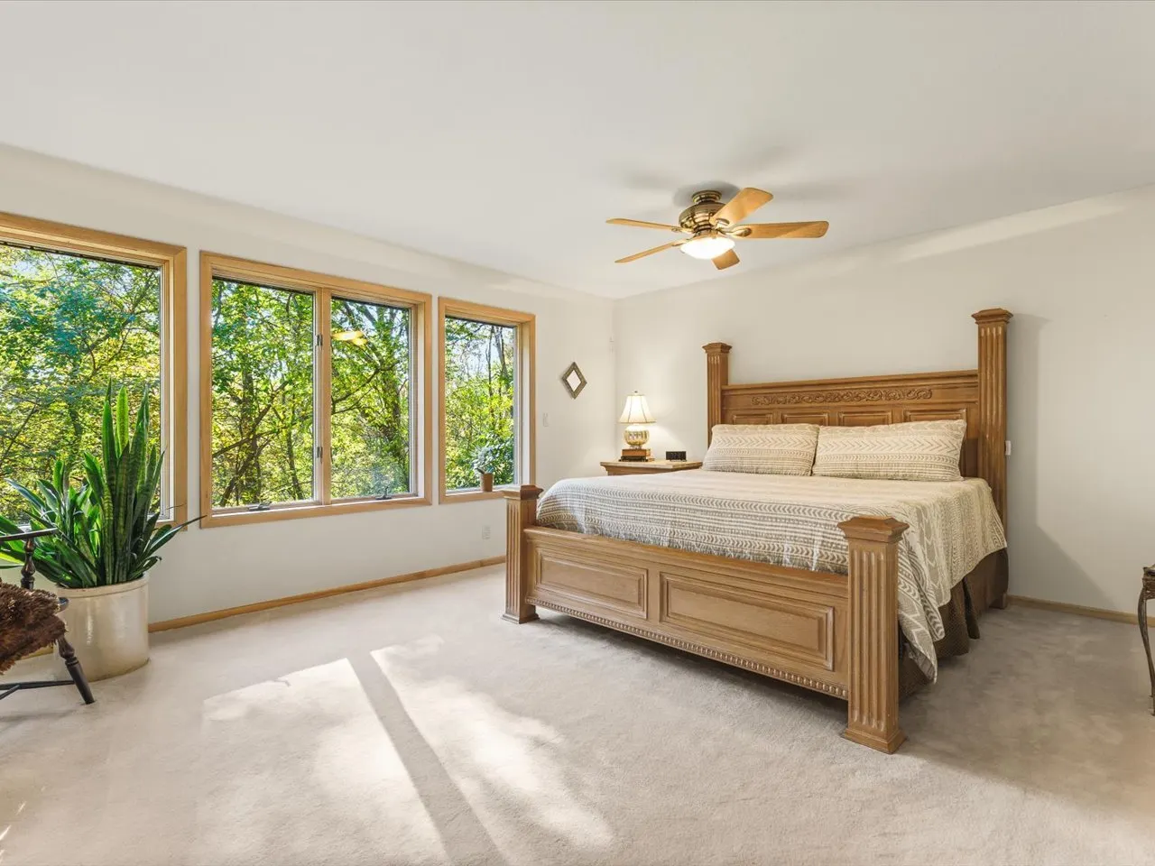 6611 Halverson Drive IL