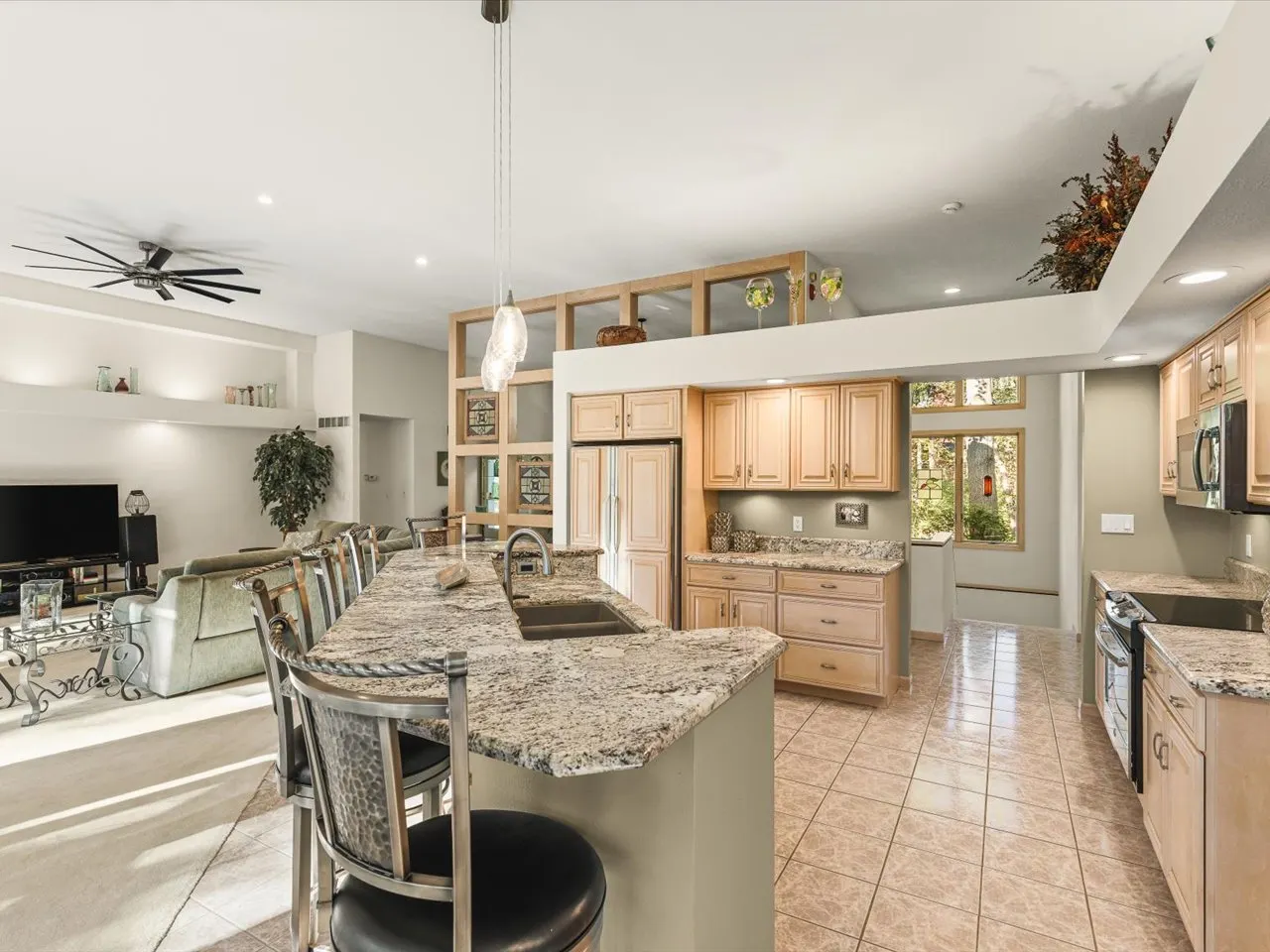 6611 Halverson Drive IL