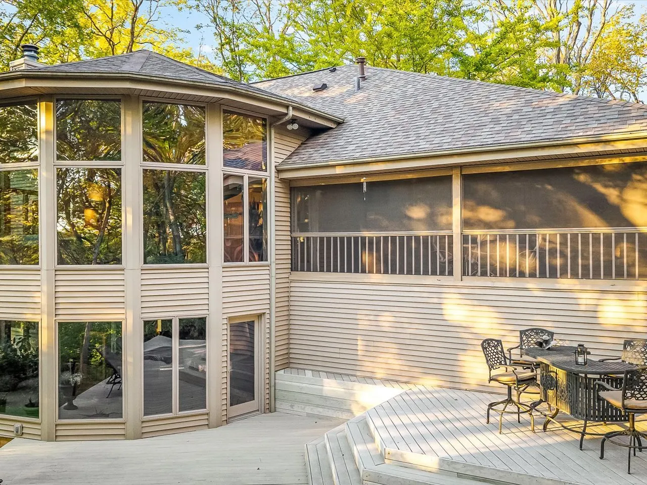 6611 Halverson Drive IL