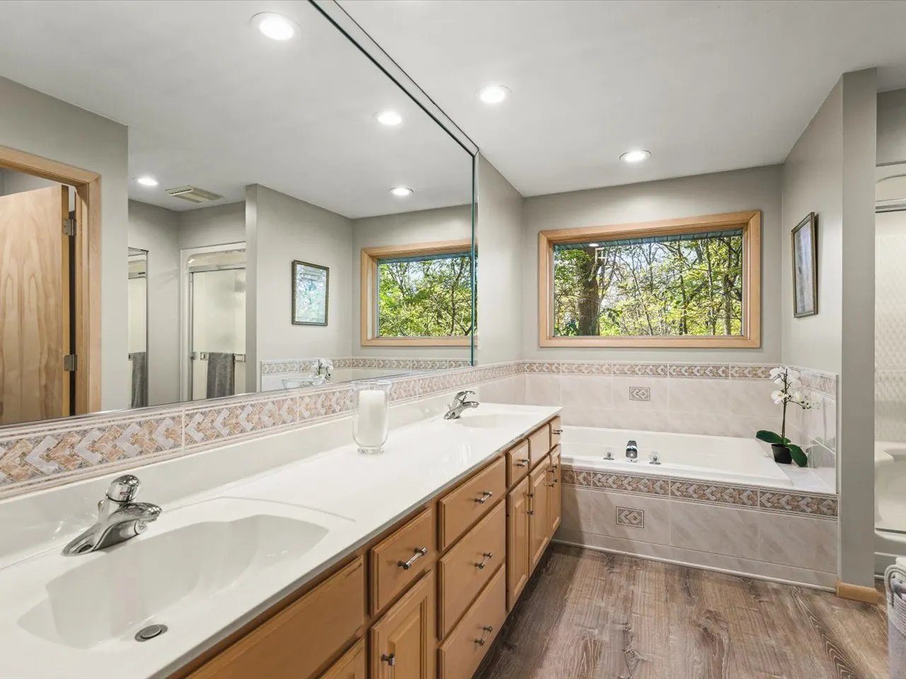 6611 Halverson Drive IL