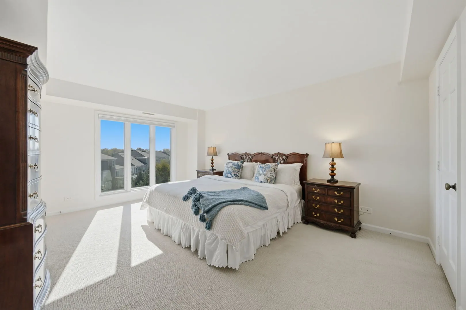 1671 Mission Hills Road IL #310