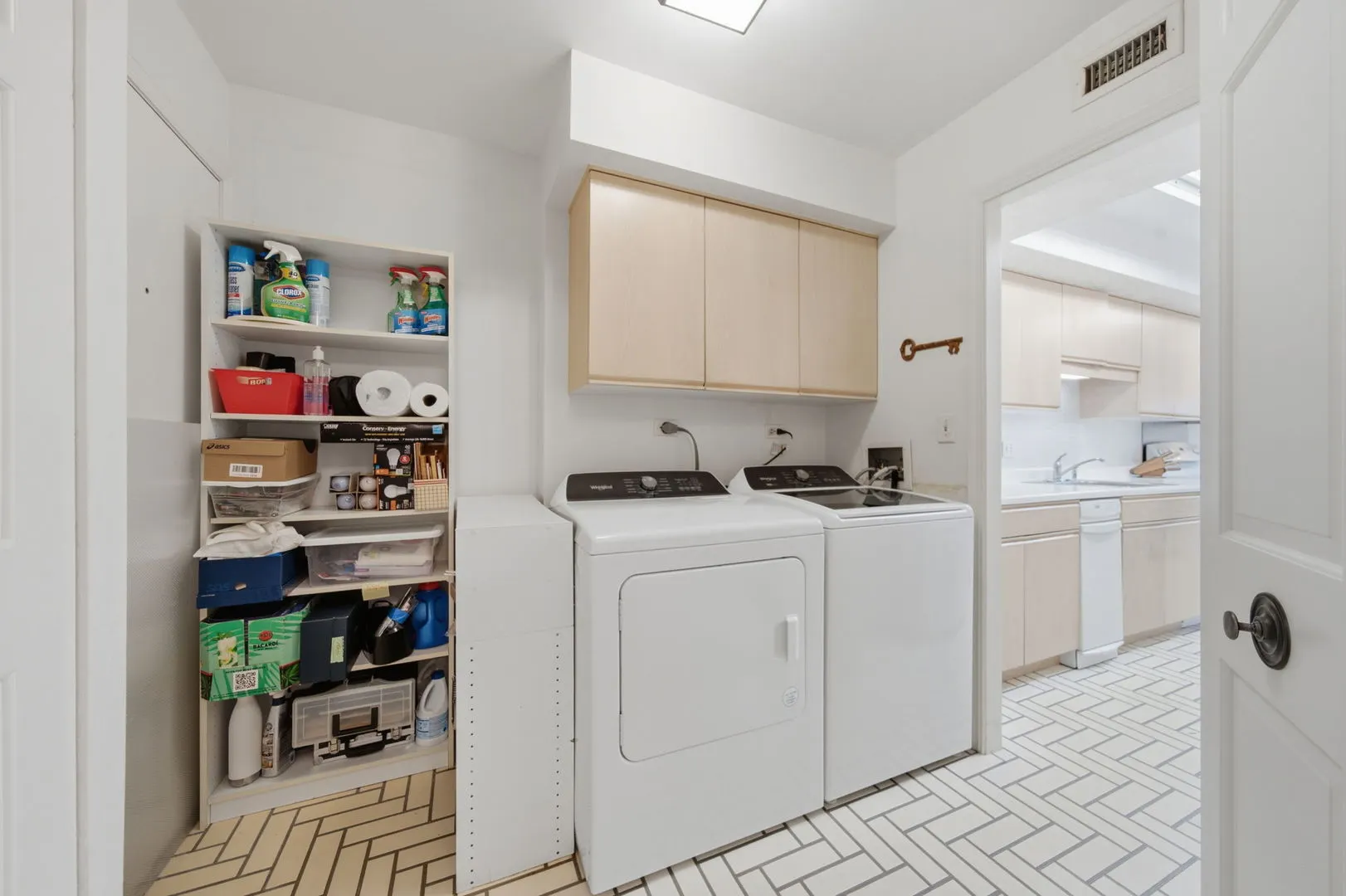 1671 Mission Hills Road IL #310
