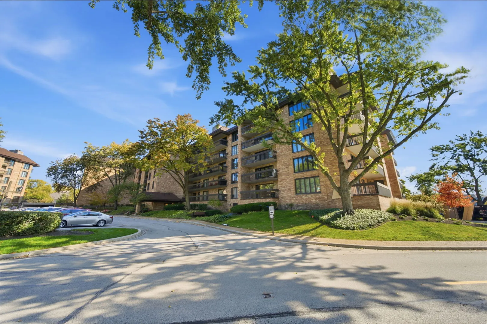 1671 Mission Hills Road IL #310