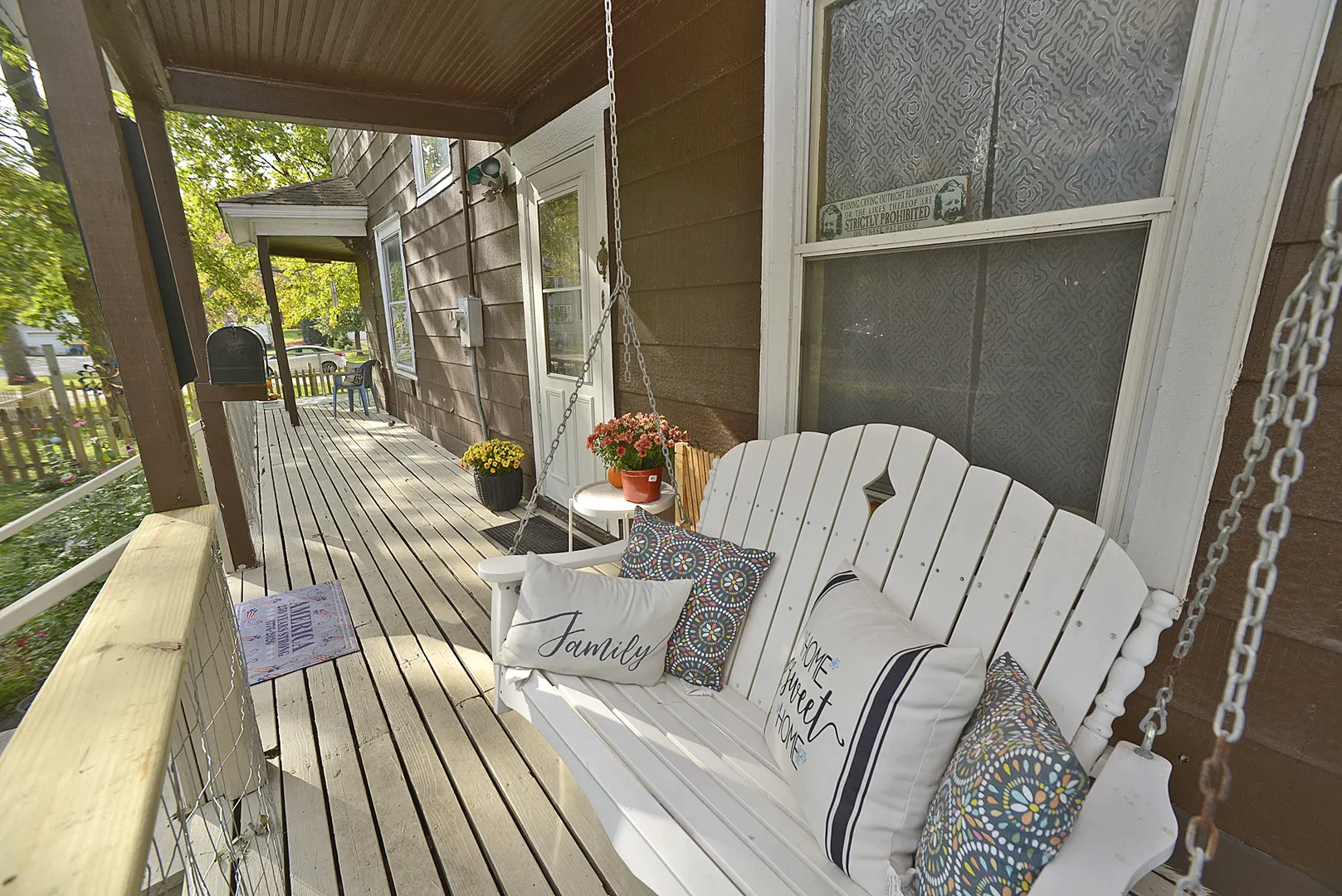 165 W Lincoln Street IL