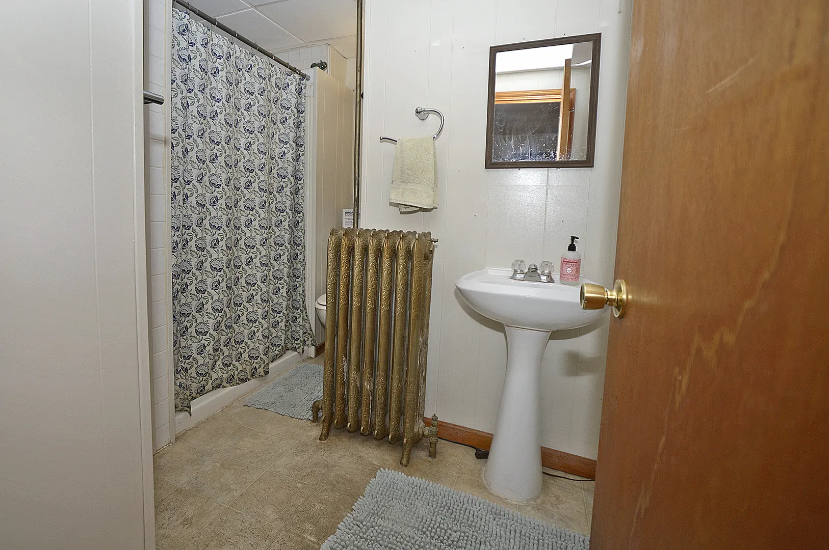 165 W Lincoln Street IL