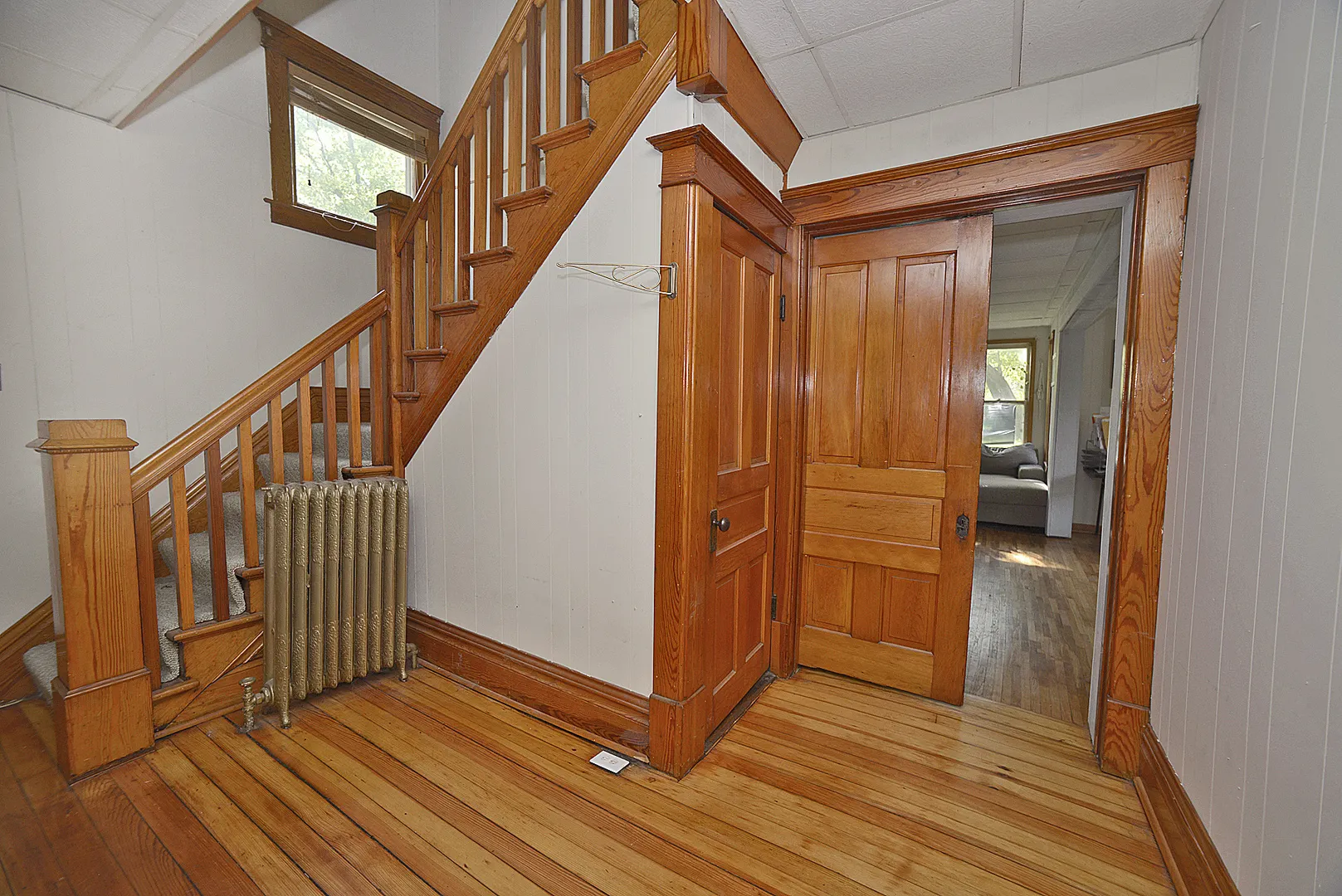 165 W Lincoln Street IL