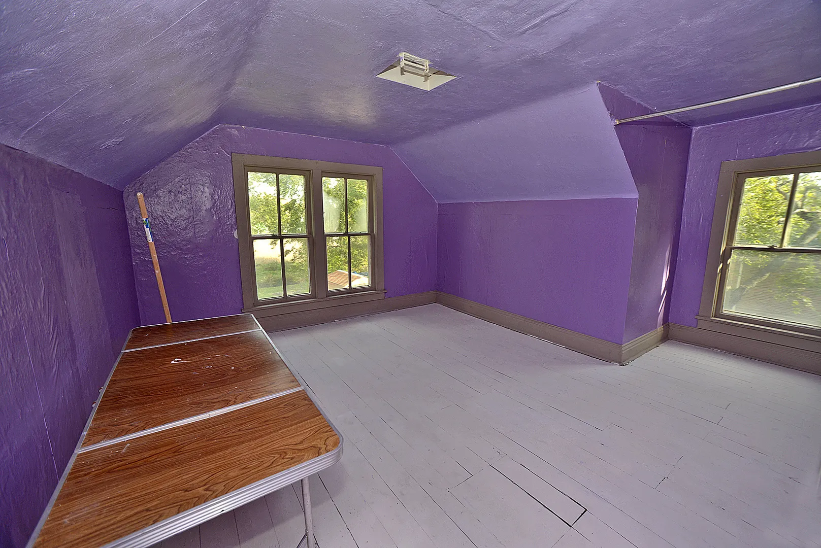 165 W Lincoln Street IL