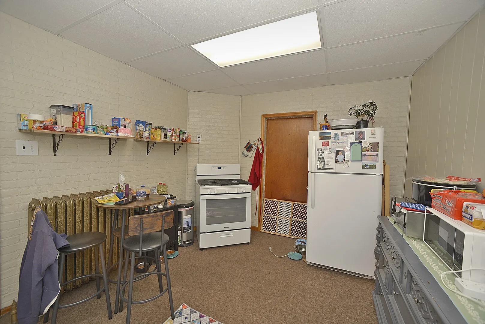 165 W Lincoln Street IL
