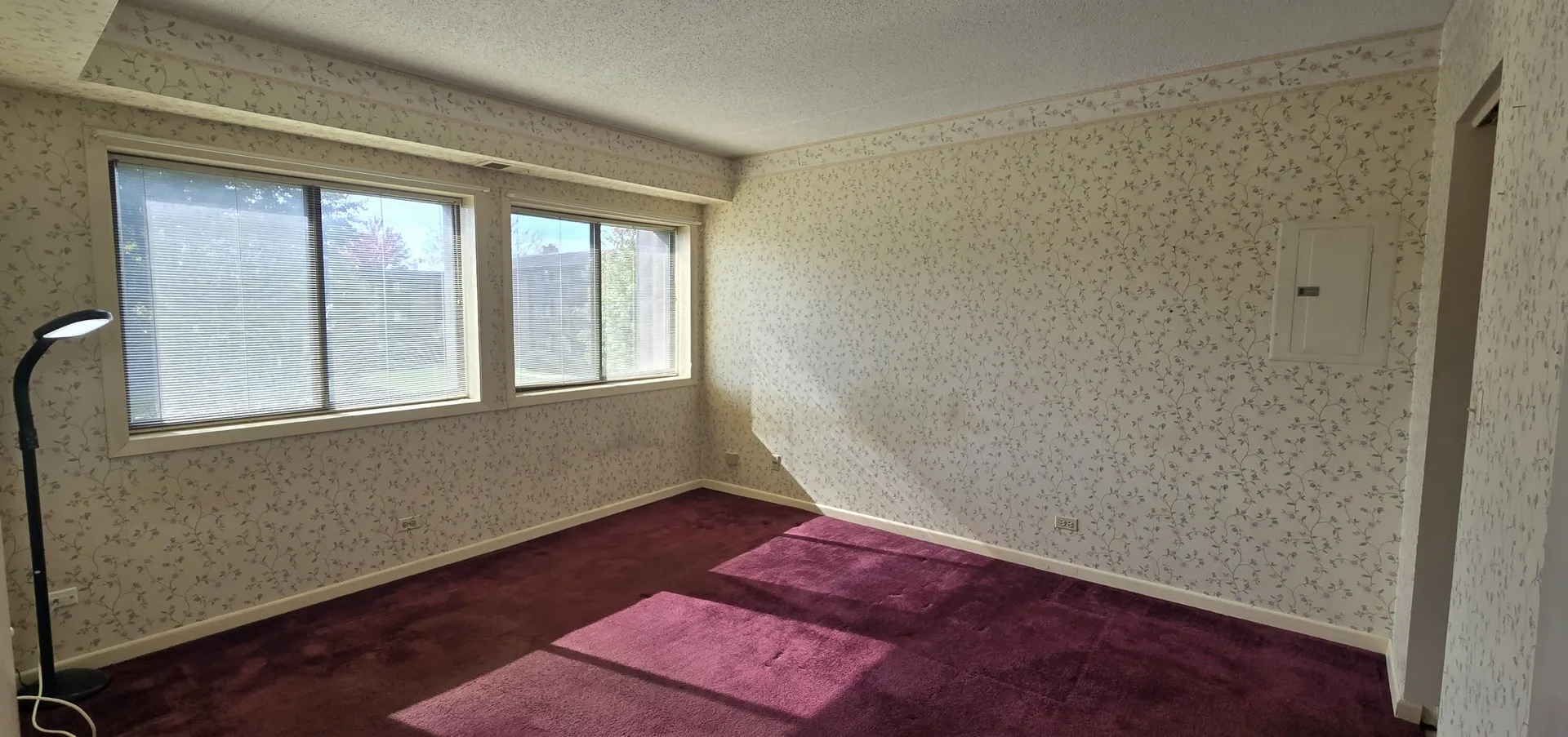 1504 Woodbridge Road IL #2B