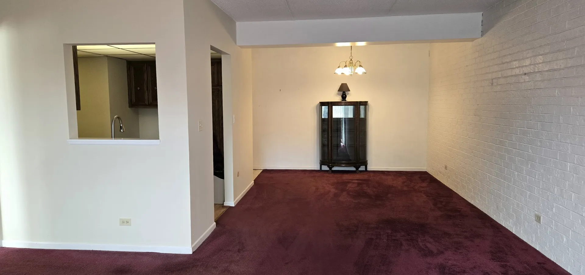 1504 Woodbridge Road IL #2B