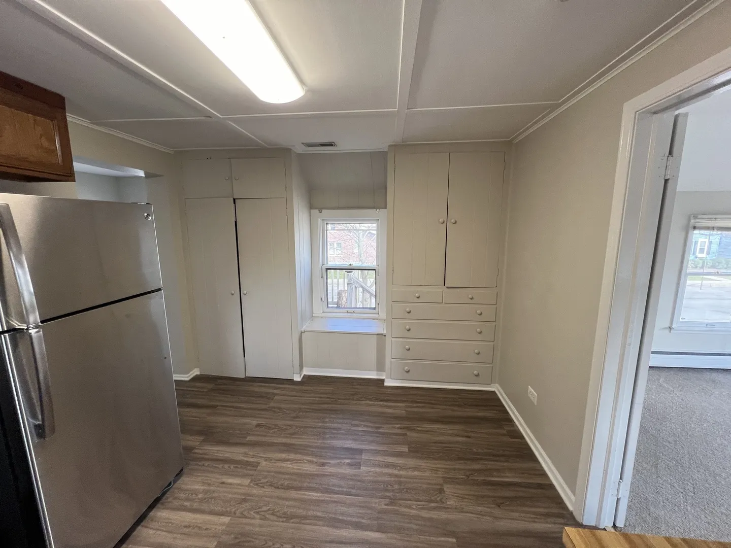 301 W MAIN Street IL #2