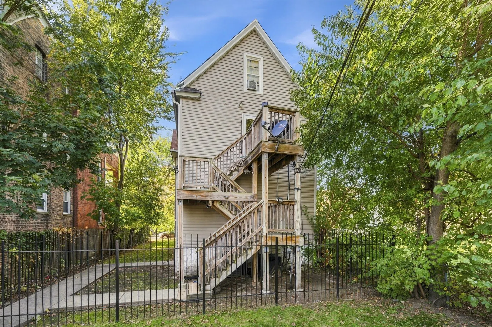 7721 S Emerald Avenue IL