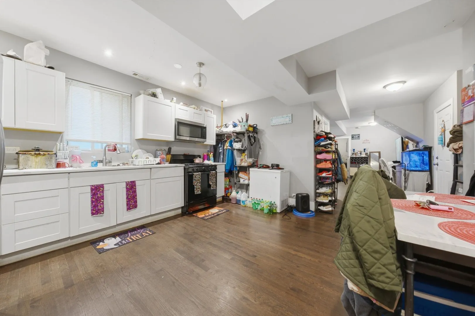 7721 S Emerald Avenue IL