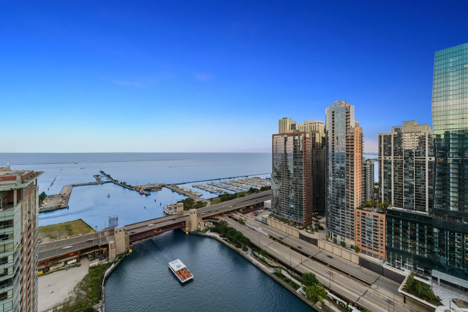 415 E North Water Street IL #3205