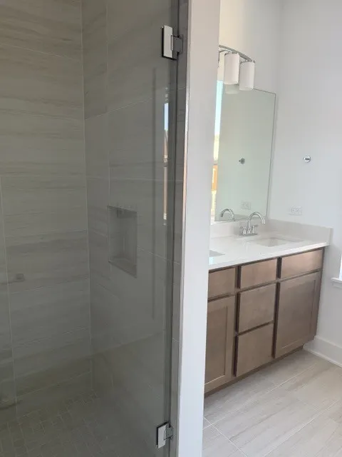 1175 Gateway Court IL #1175