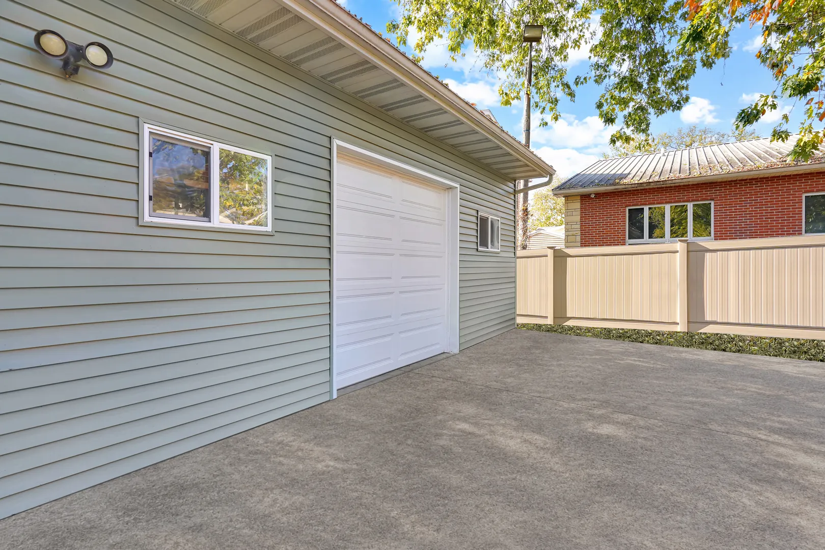136 Laurel Street IL