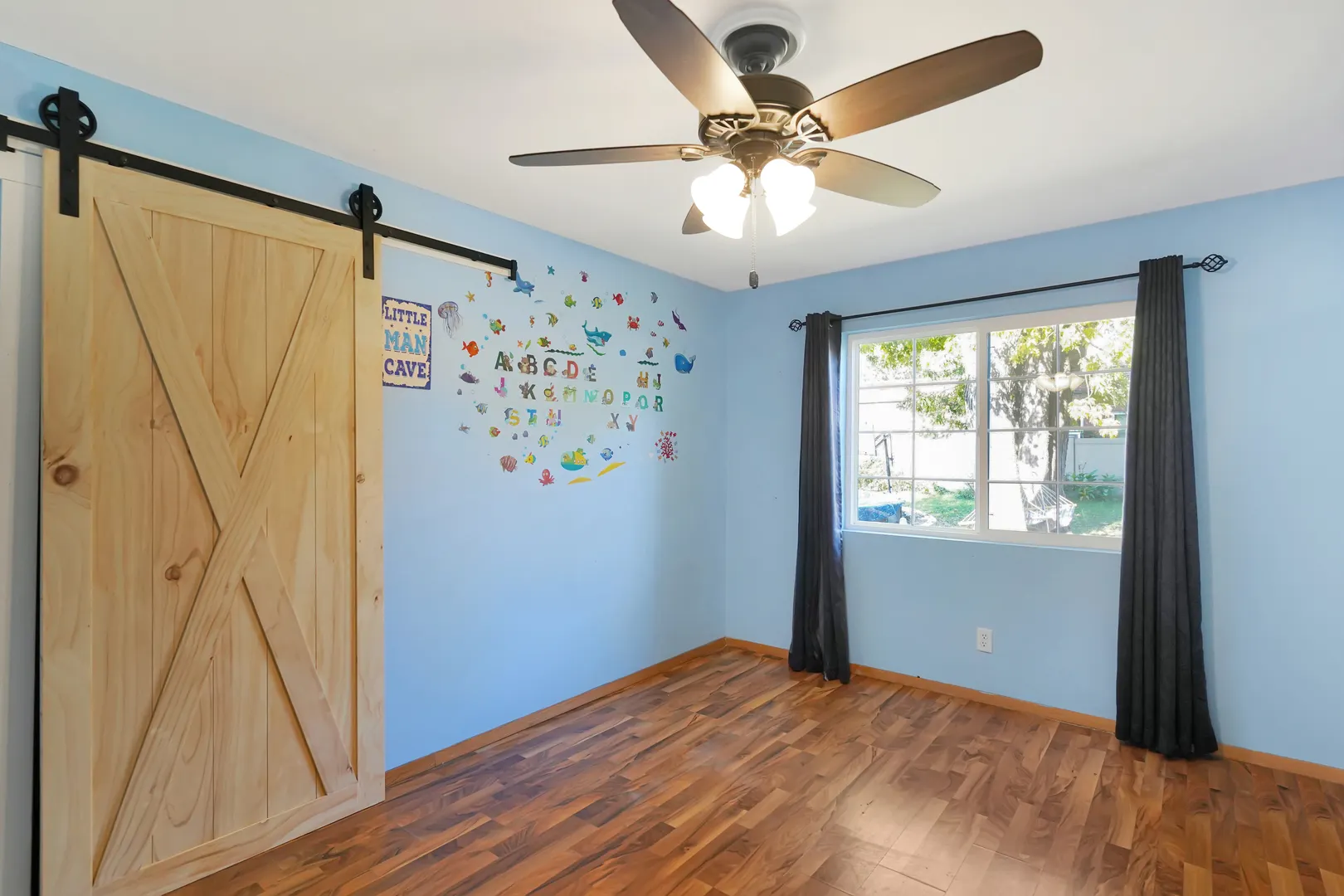 136 Laurel Street IL
