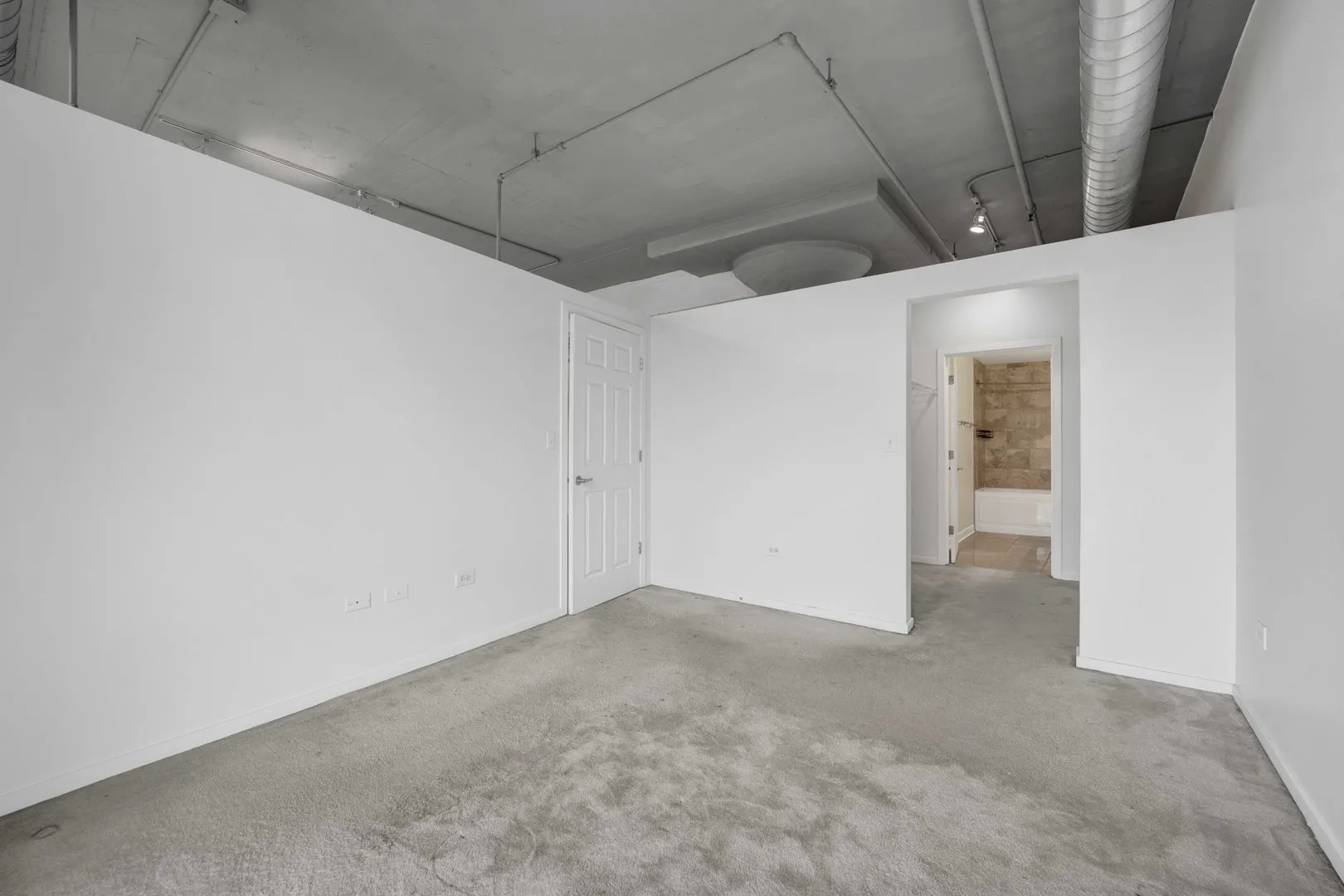 1525 S Sangamon Street IL #307