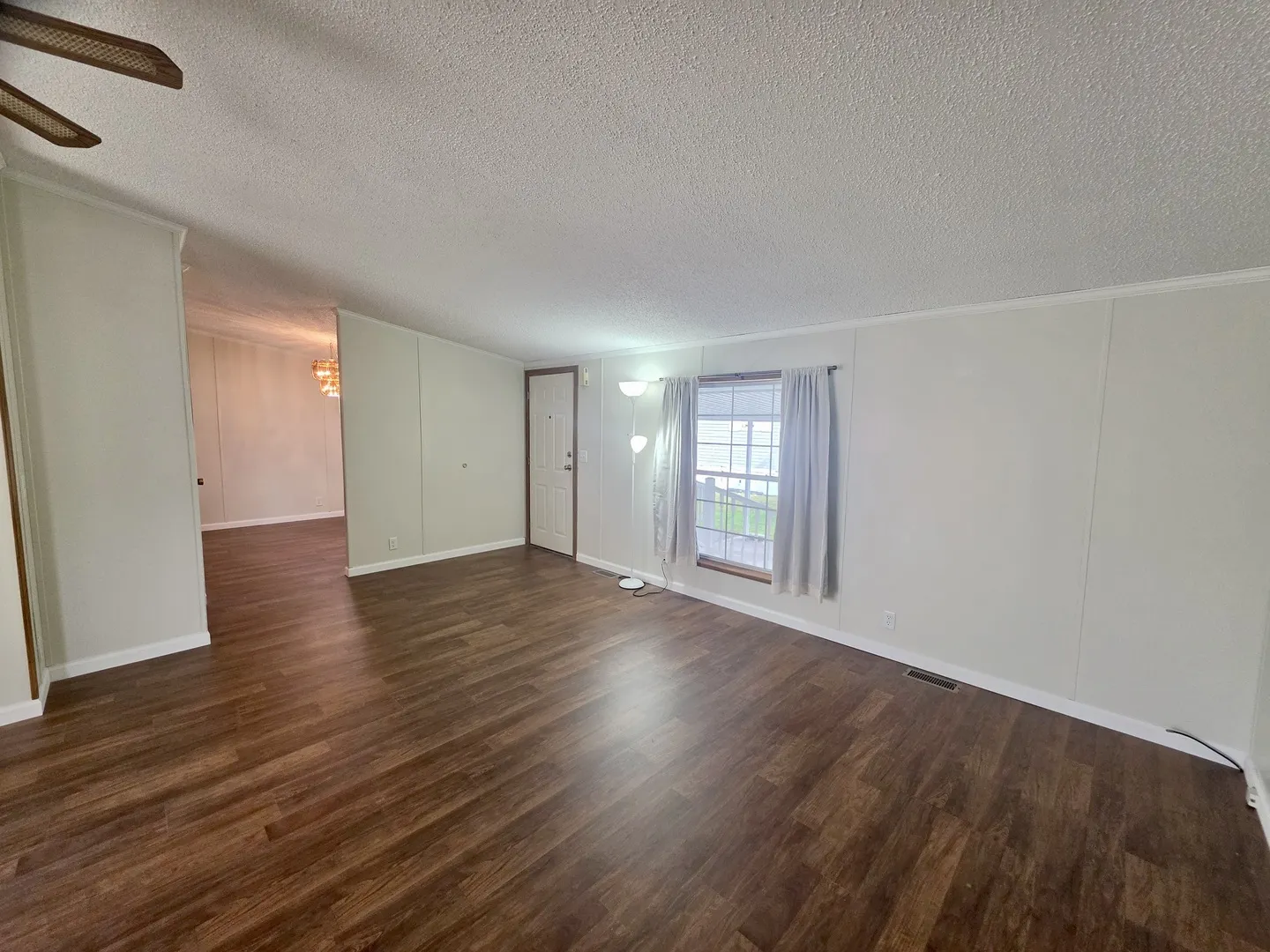 11 Blue Bird Lane IL