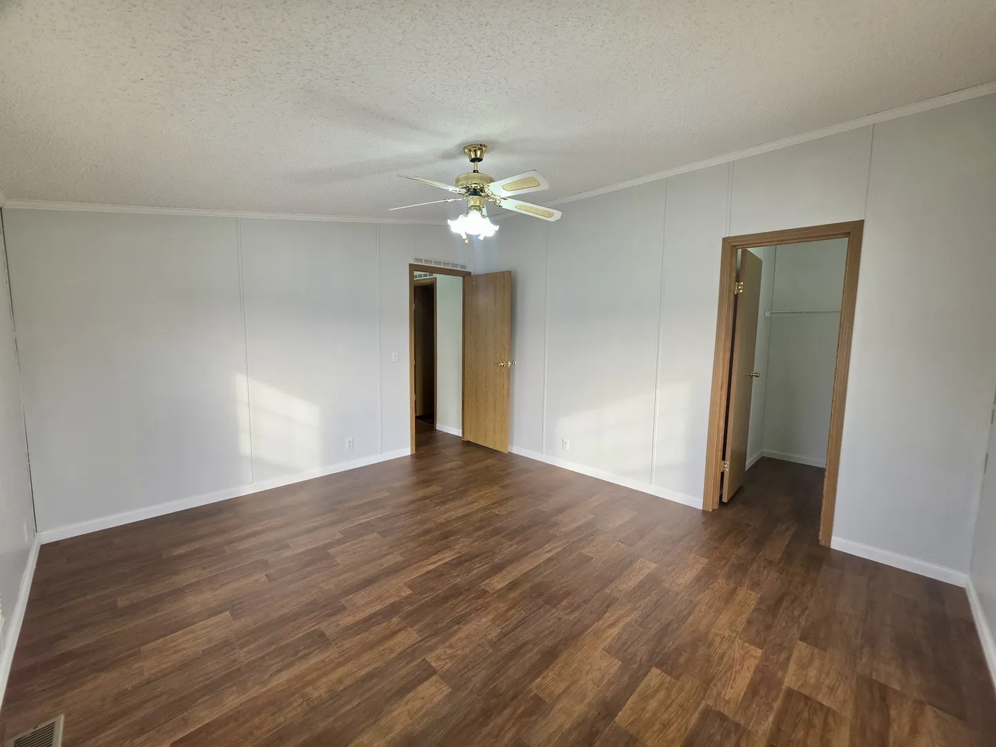 11 Blue Bird Lane IL