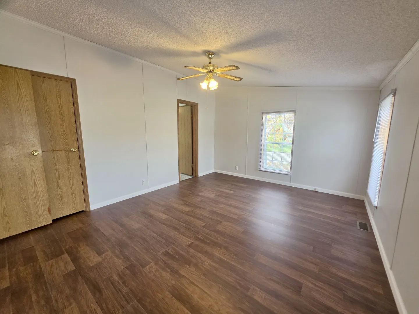 11 Blue Bird Lane IL