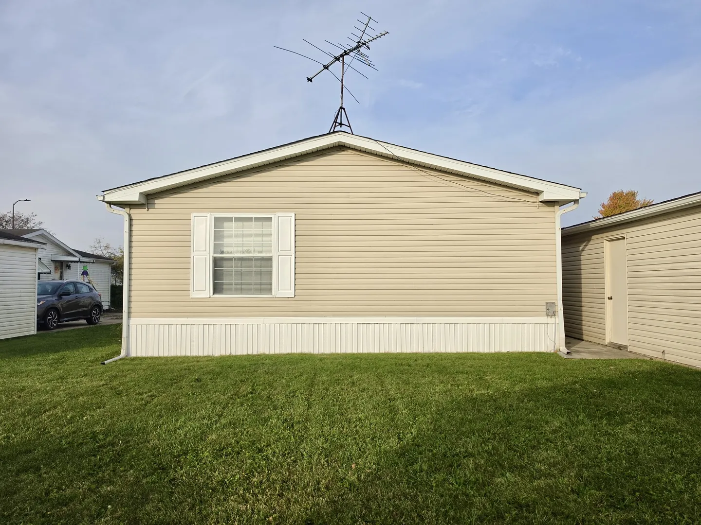 11 Blue Bird Lane IL