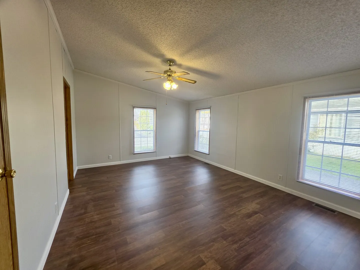 11 Blue Bird Lane IL